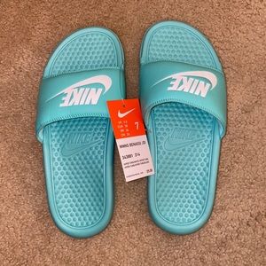 Nike Benassi Sandal